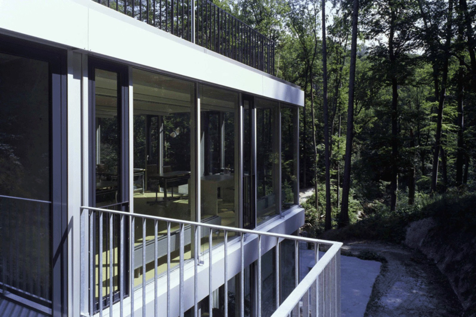 0215_Schulhaus-Logartis